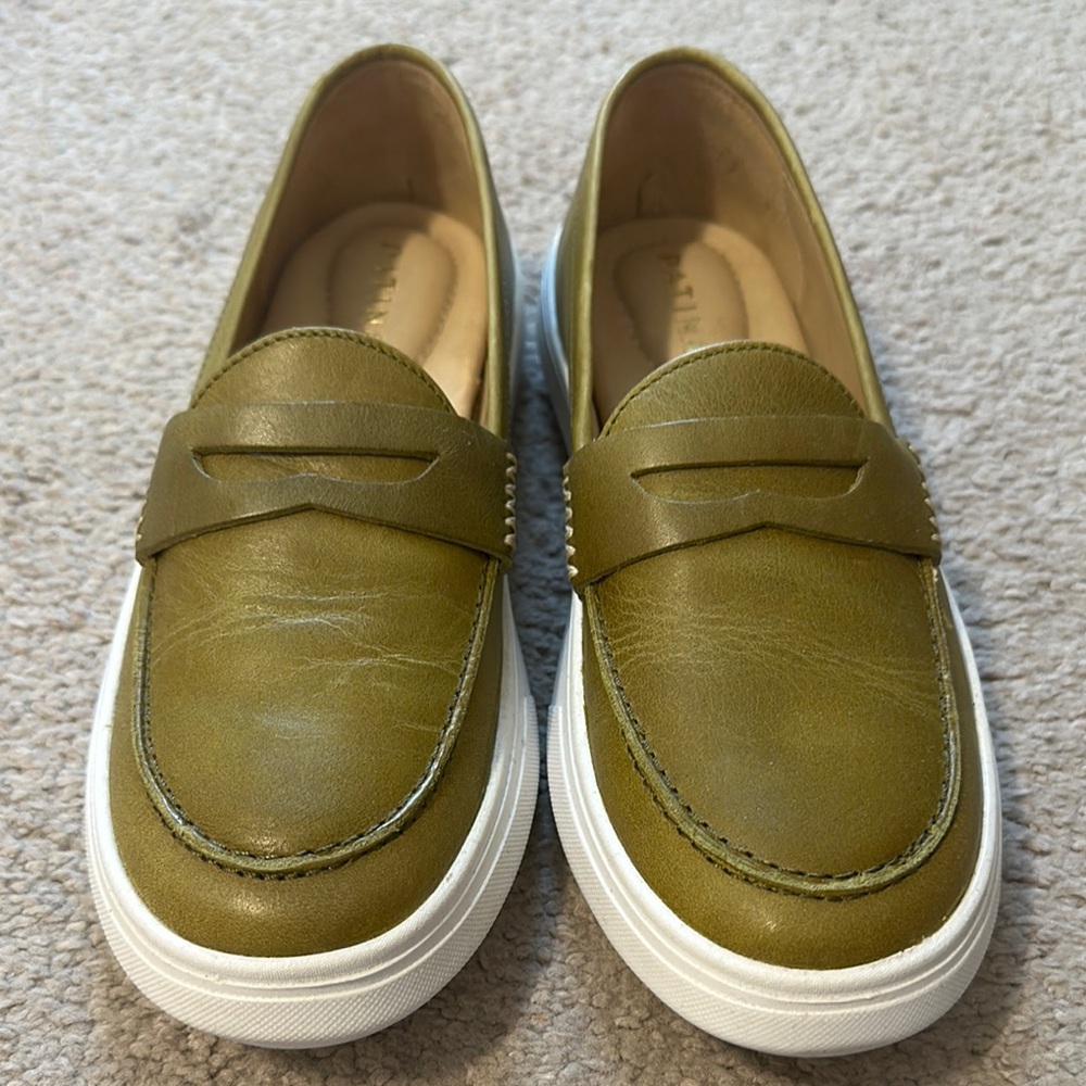Portland Leather Goods/Patina Boardwalk Leather Loafers in Anjou, size 8